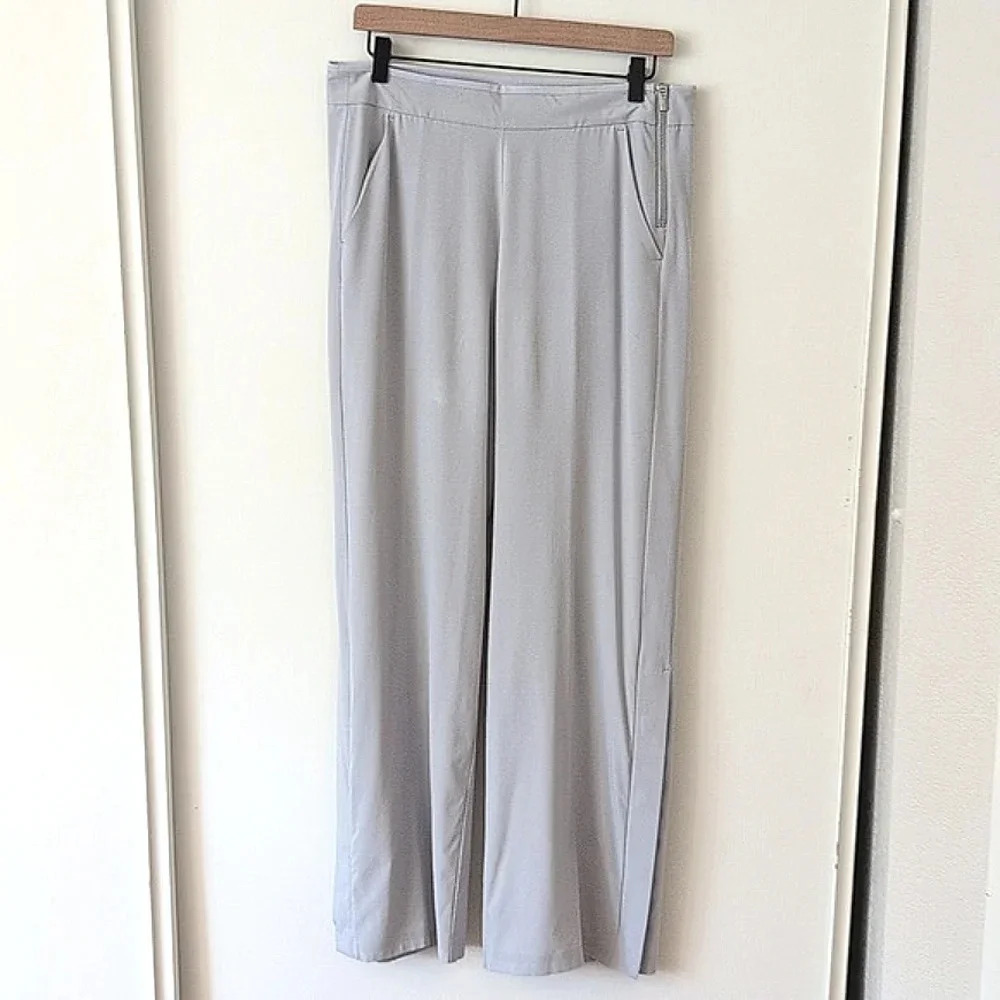 Athleta Gray Cropped Ankle Pants with Relaxed Fit